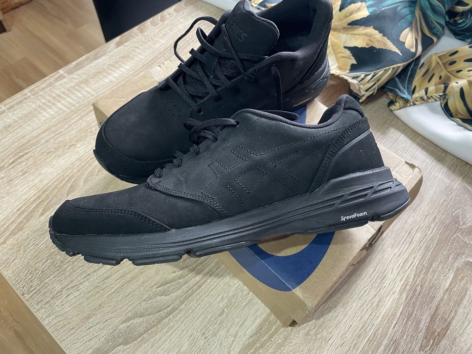 Buty Asics 41.5 jak nowe
