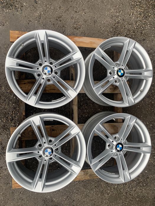 BMW F30 F31 8J X 18" IS34 jak nowe oryginal czujniki