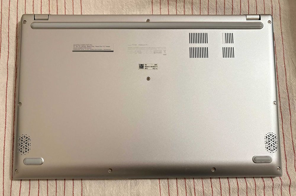 Portátil ASUS Vivobook Ryzen 7 • 12GB RAM • SSD • Caixa Original