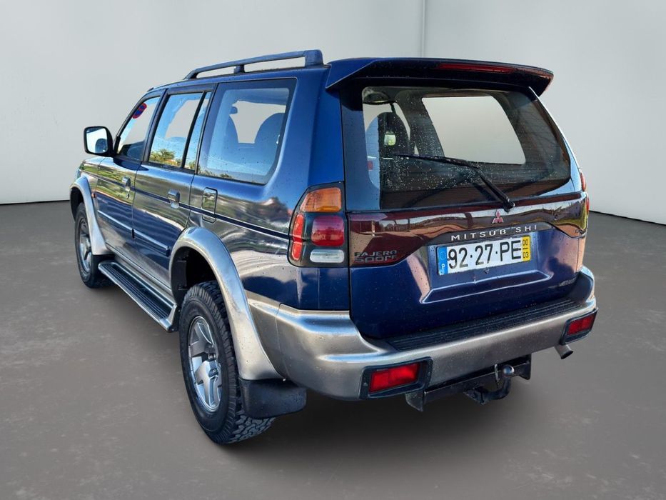 Mitsubishi Pajero Sport 2.5 TD GLS