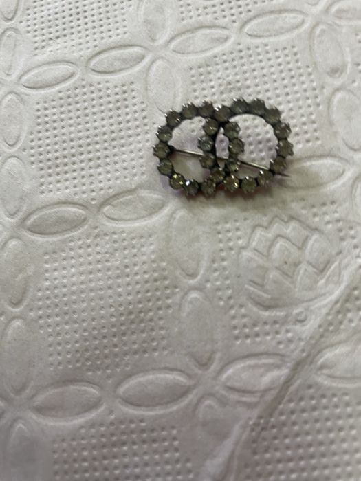 Срібна брошка одруження