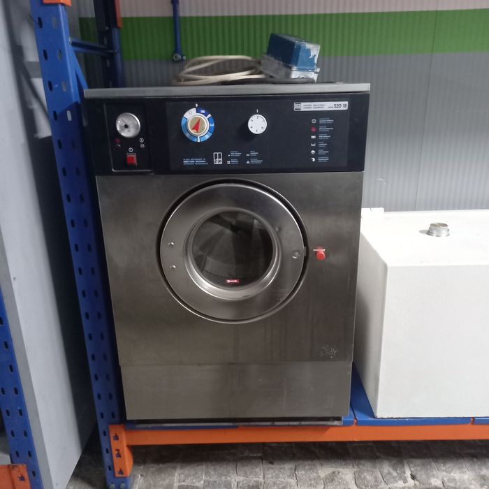 Maquina de lavar roupa industrial