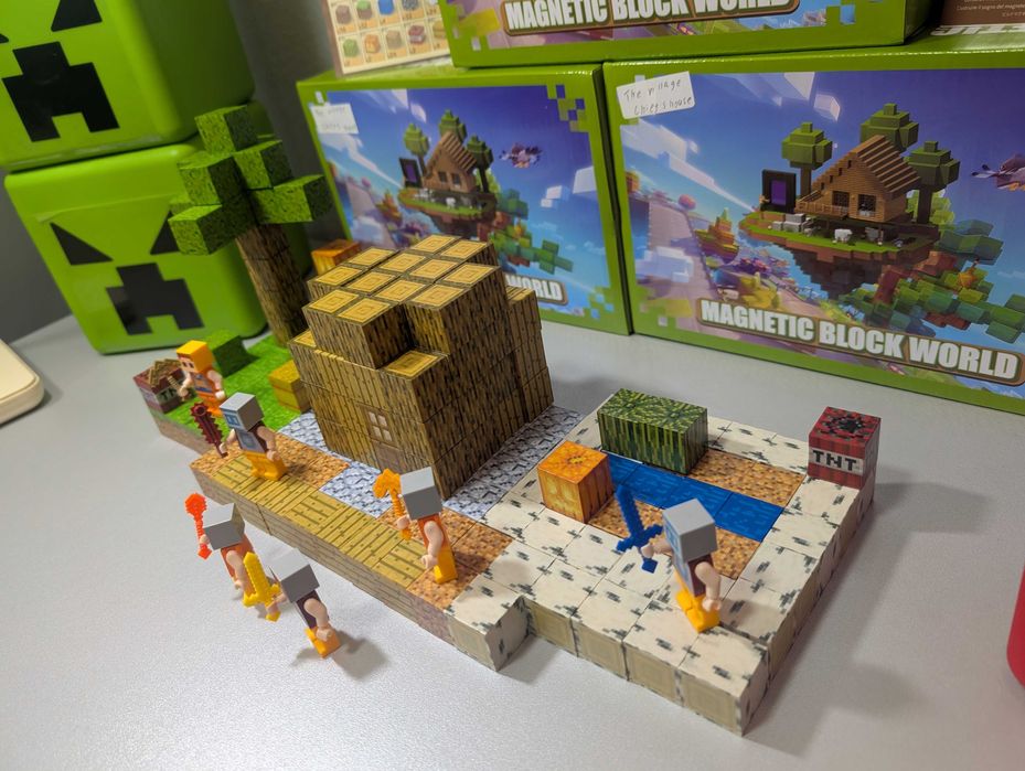 Великий Магнітний Конструктор Minecraft 192шт + 6 Фігурок Будиночок