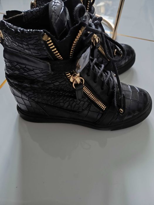 Giuseppe Zanotti Coby 39