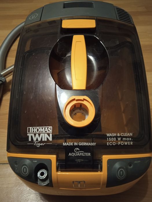 Пылесос Tomas Томас моющий с Аква фильтром
