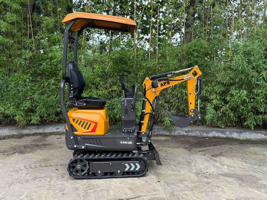 Mini Koparka APS KME06 | Silnik Loncin 6,8 kW | Szerokość 70 cm