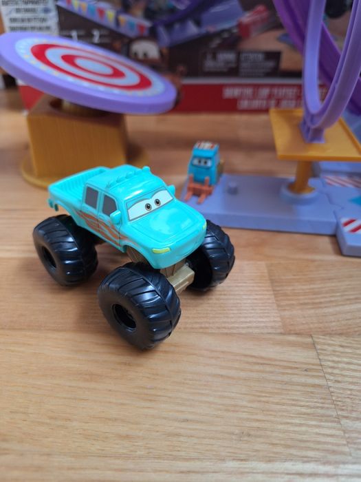 Popisowa pętla Ivy Cars Auta w trasie