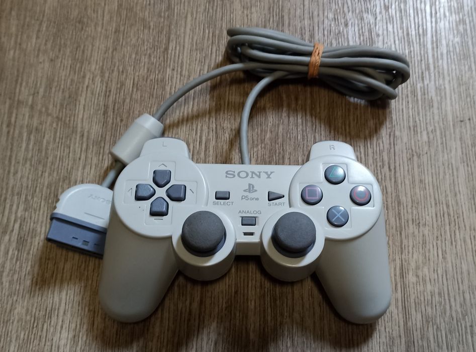 Джойстик к Sony PlayStation 1