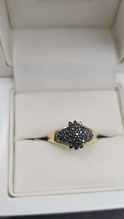 Złoty pierścionek z czarnymi cyrkoniami 585 R16 GOLD MONEY