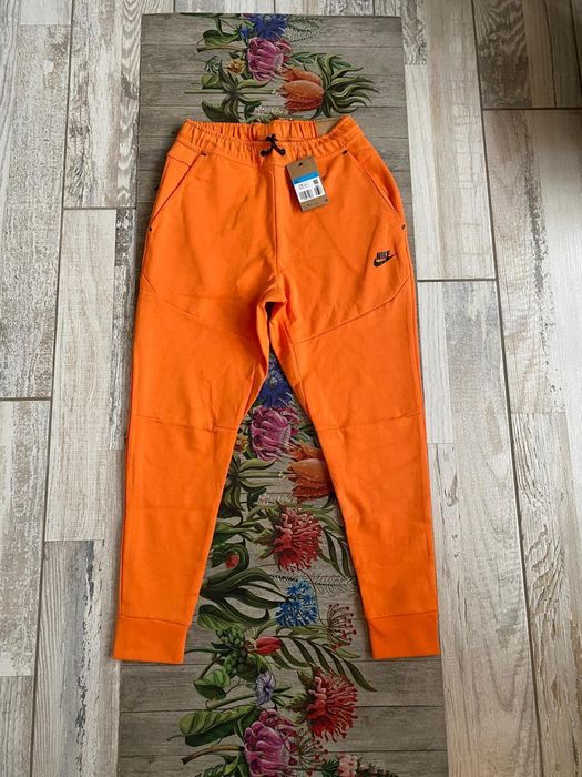 Штаны Nike tech fleece