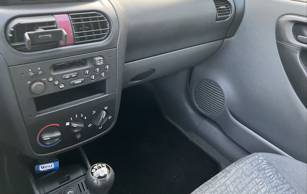 Opel Corsa 1.2  super economico