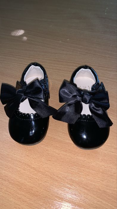 Святкові туфельки 17розмір. Обув для дівчинки