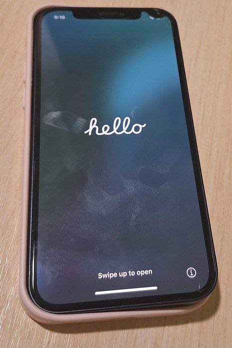 Телефон Iphone 12