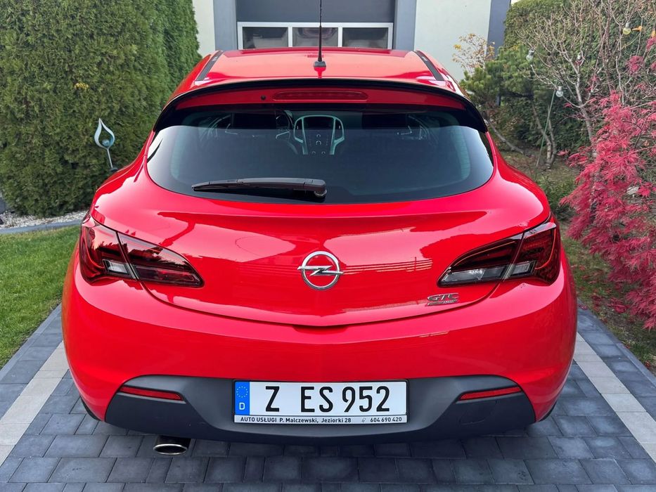 Opel Astra GTC 1.6 T Klimatronic / Opłacony