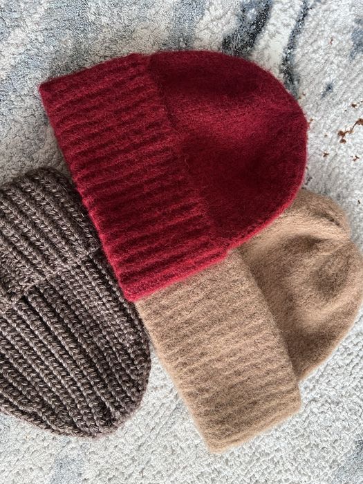 Шапки з вовни беж шоколад