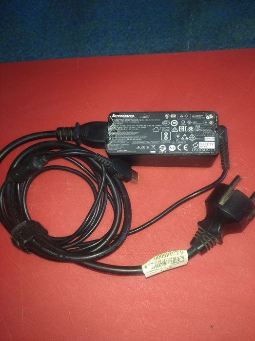 Зарядное (блок питания) ноутбука Lenovo