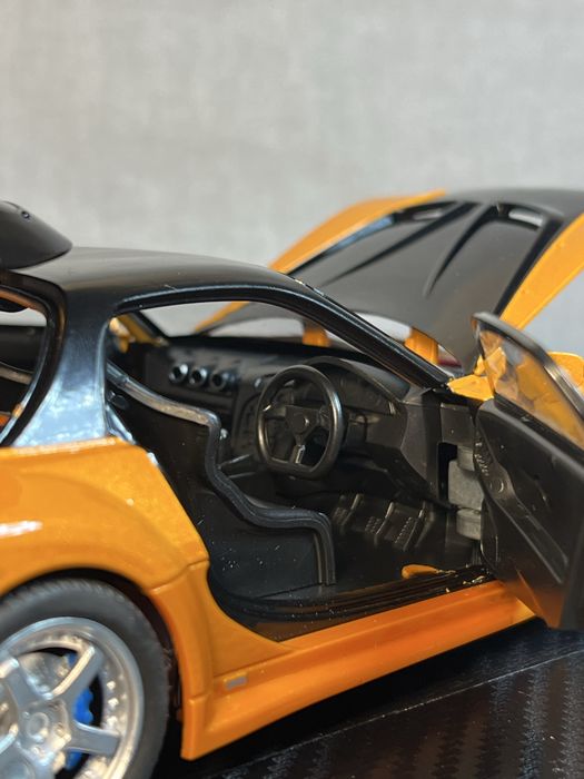 Модель 1:24 у стилі Mazda Rx-7 VeilSaide