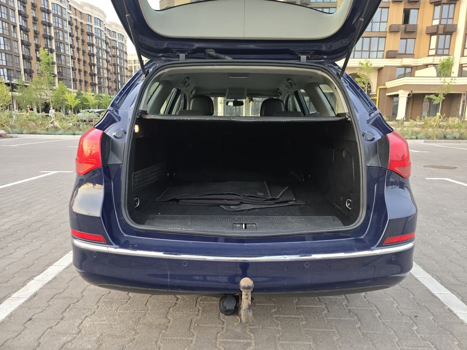 Opel Astra J  2013