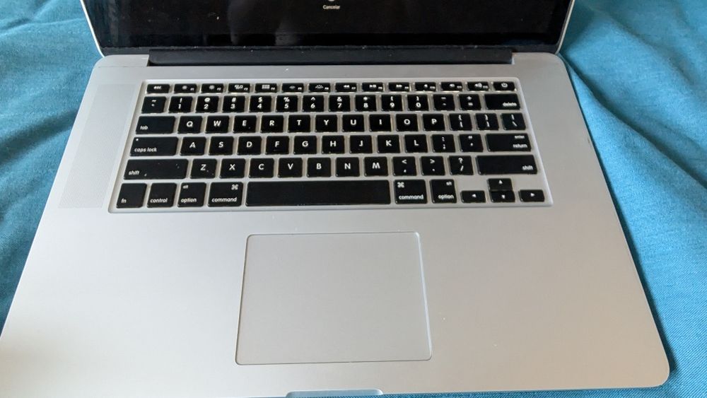 MacBook Pro Apple
