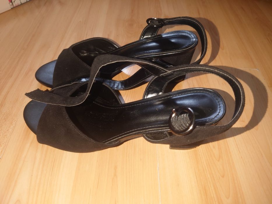 Buty na obcasie Vinceza R.40