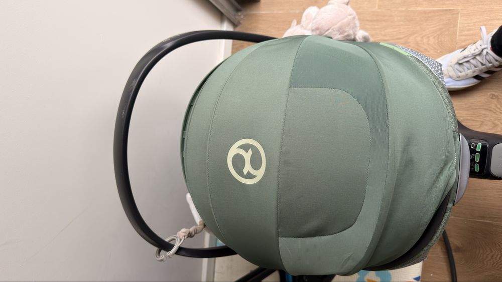 Babycoque Cybex Cloud T i-Size Plus e duas bases