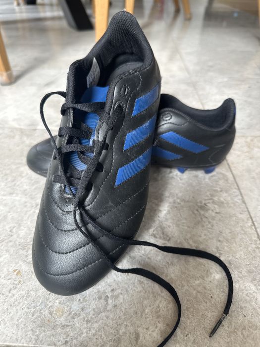 Korki młodzieżowe ADIDAS
