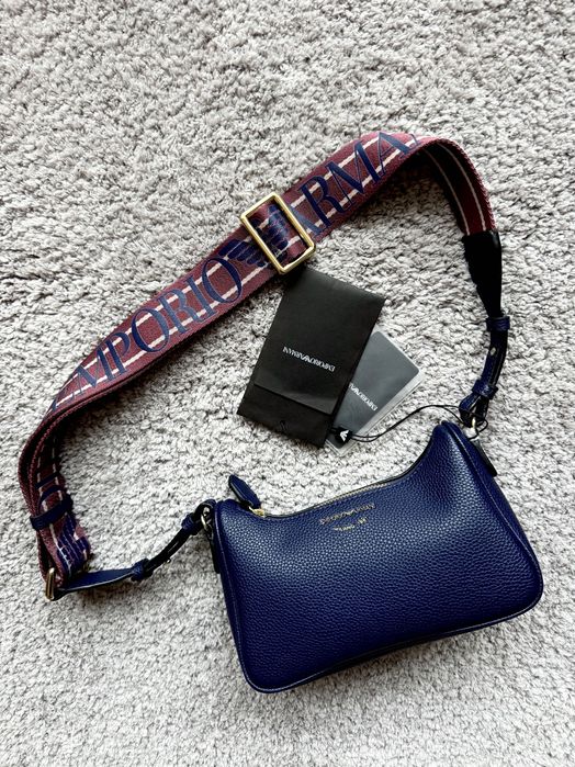 Оригінал нова сумочка кросбоді Emporio Armani