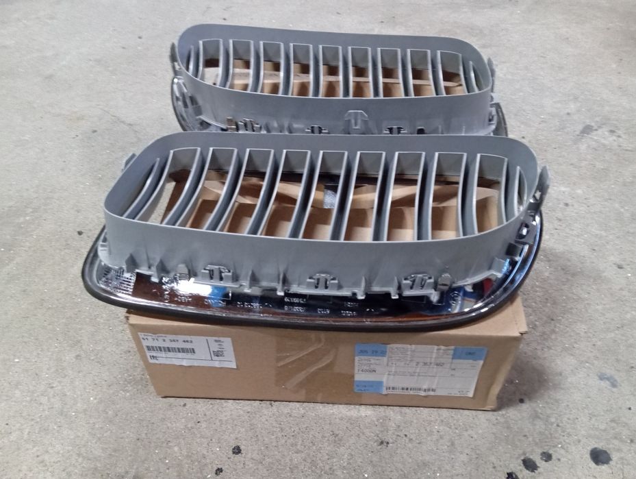BMW 5   grelhas    originais