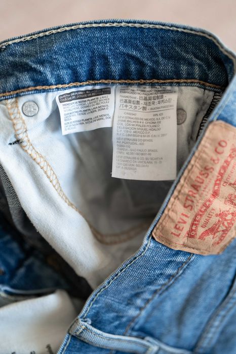 Чоловічі джинсові шорти Levis