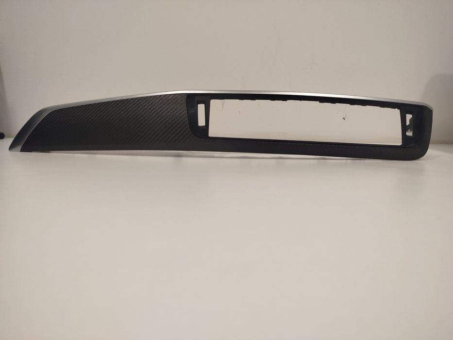Moldura do Painel em carbono BMW M2 Competition