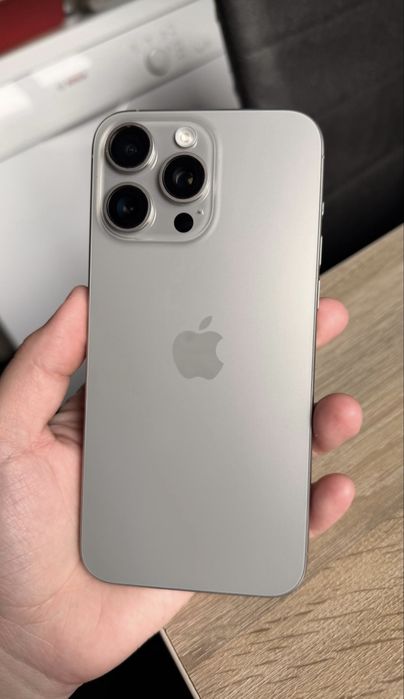 Iphone 15 pro max 512