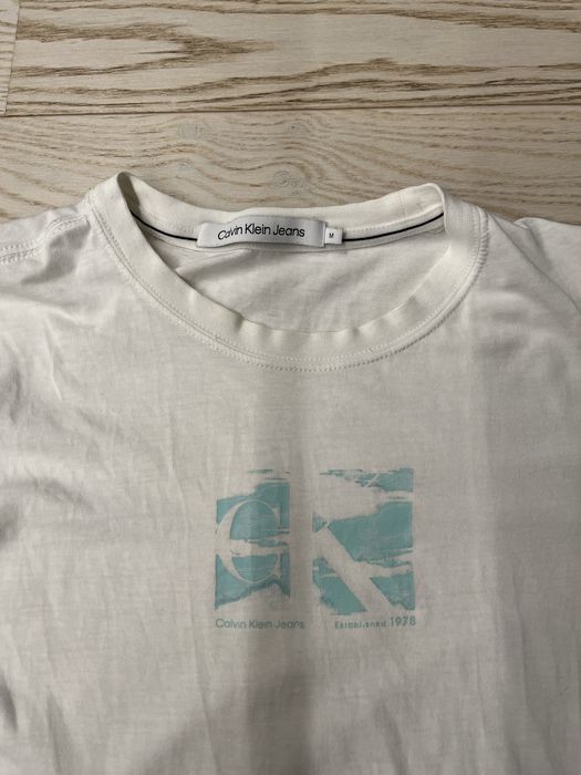 T-shirt Calvin Klein rozmiar M