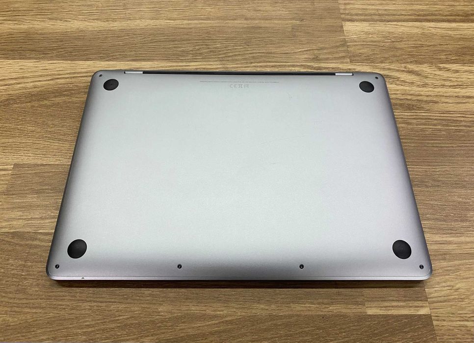 MacBook Pro 13 (2017) (A1708) - i5 / 8GB Ram / 128GB SSD -Com garantia64354216837377122