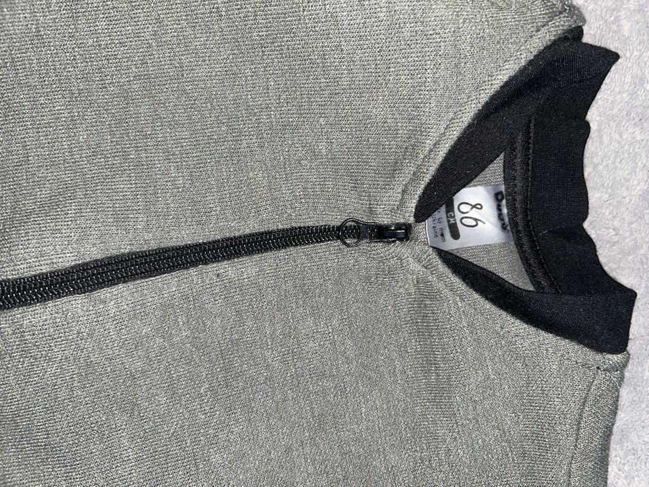 Новий костюм на хлопчика 86 розмір