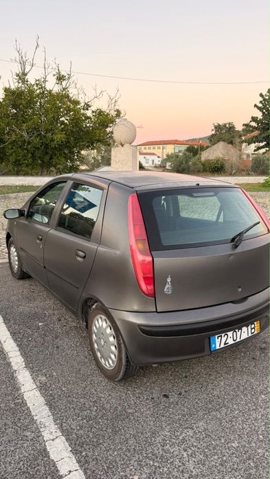Fiat punto very good condition clean car 2002 model inspection valid till February 2027 Drives everyday