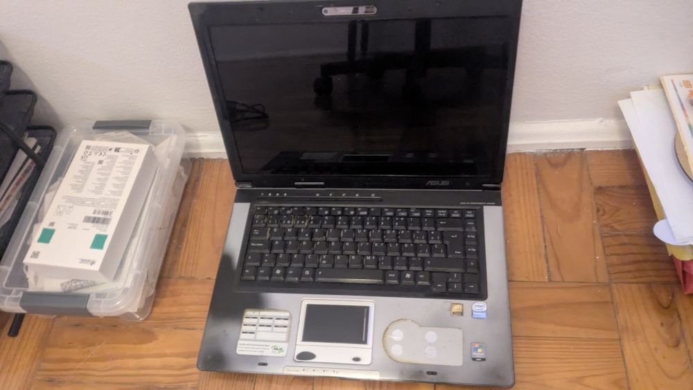 Portàtil Asus X50SL - Liga mas não dà imagem