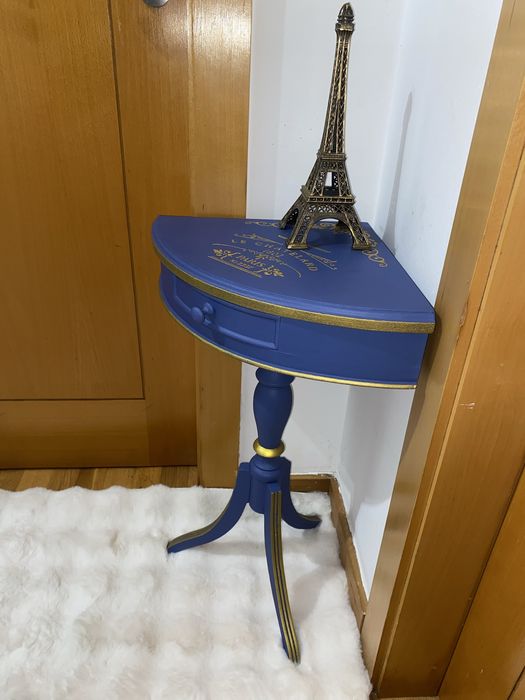 Mesinha de canto provençal vintage parisiense