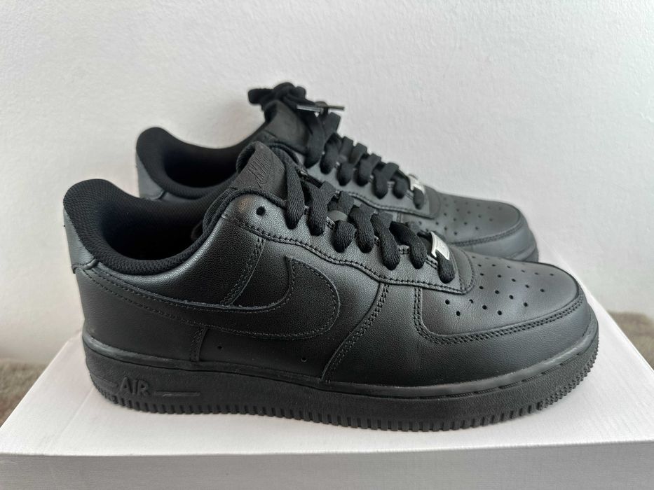 Buty czarne skórzane nike air force 1 unisex 41