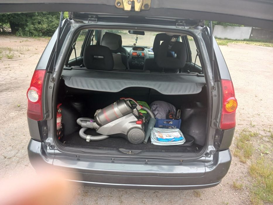 Mitsubishi Spacestar 2004 1.6 Автомат