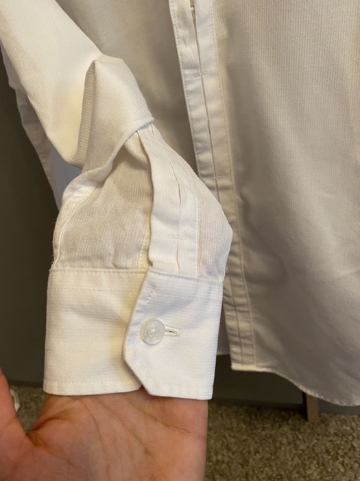 Белая рубашка, школьная форма