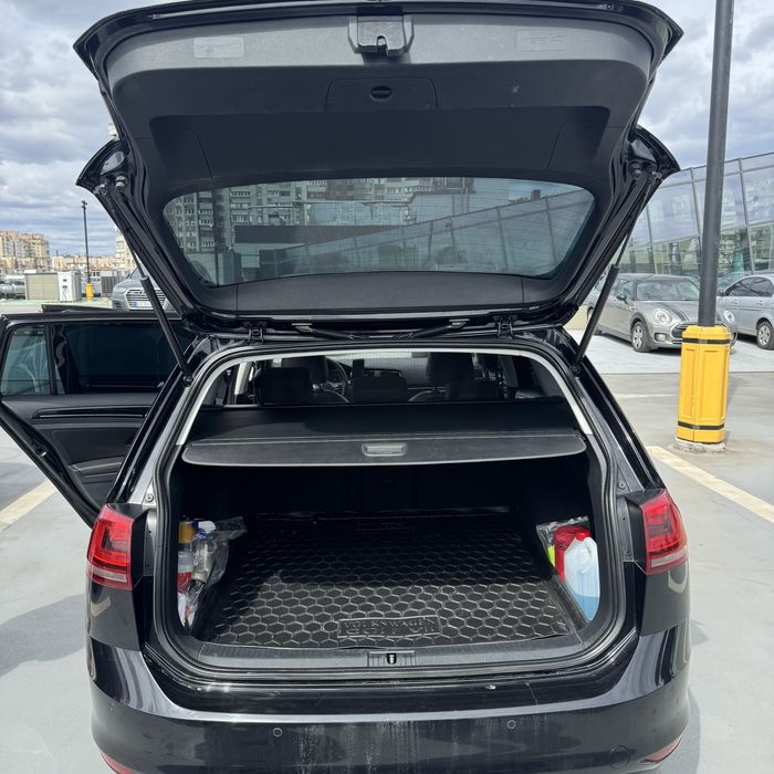 Volkswagen Golf VII 2015 року