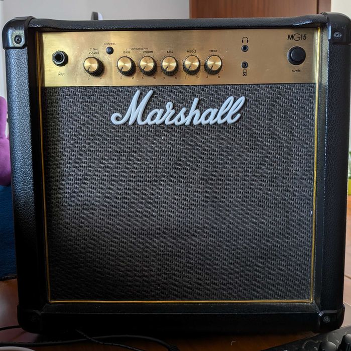 Amplificador Marshall MG15