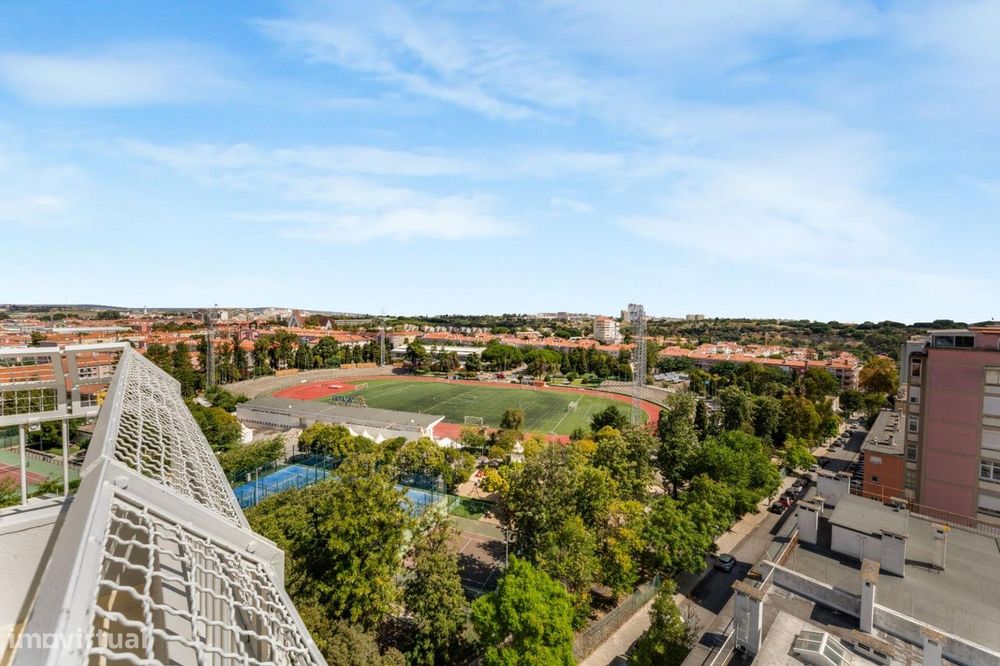 Penthouse T6 com Terraço de 131 m2 e Vista sobre Lisboa | Alvalade