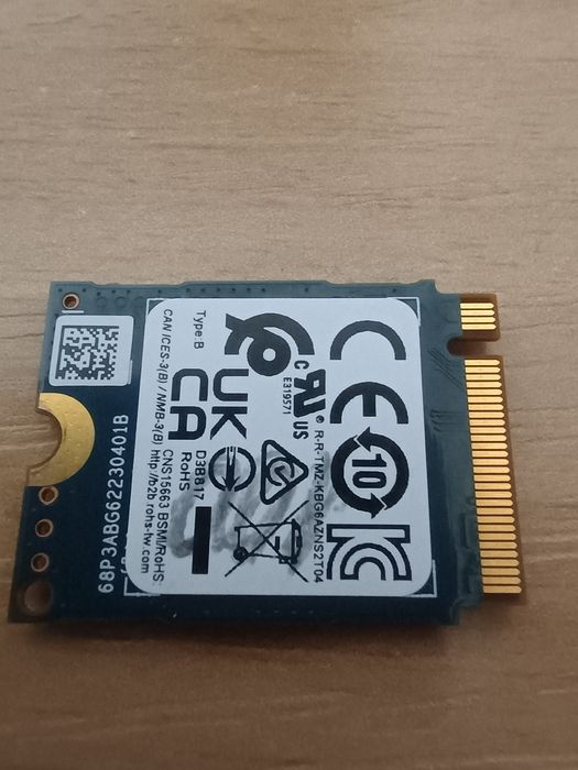 Hagibis 2230 M.2 NVMe та SSD Kioxia 2230 PCIex4 Gen4 NVMe 256 ГБ (BG6)