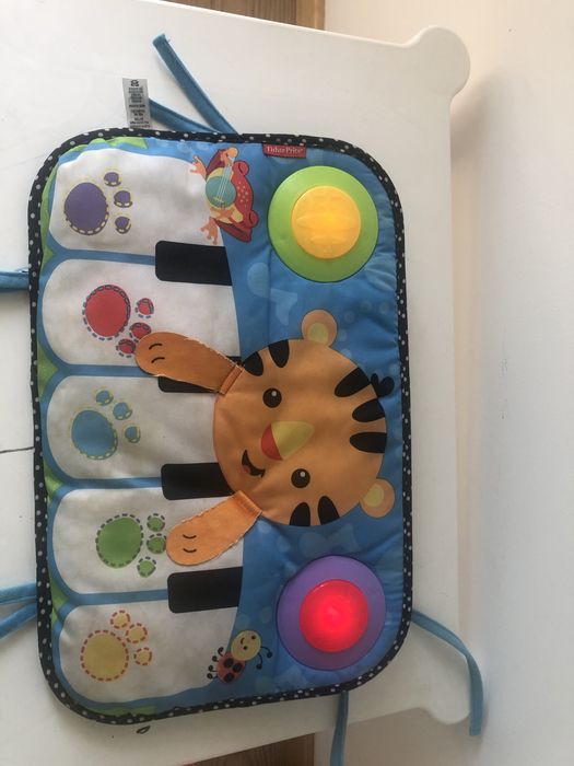 Piano bebé de mãos e pés