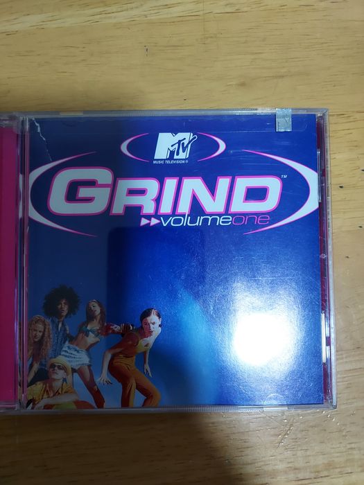 Selling various CDs437237820687667207