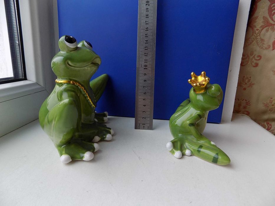Подарочные фигурки статуэтки керамика Лягушки Green frog collection