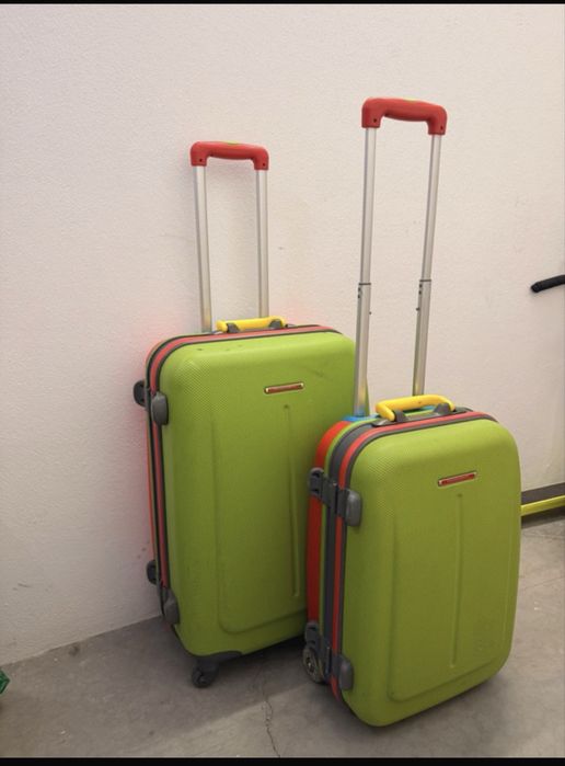 Conjunto de malas de viagem