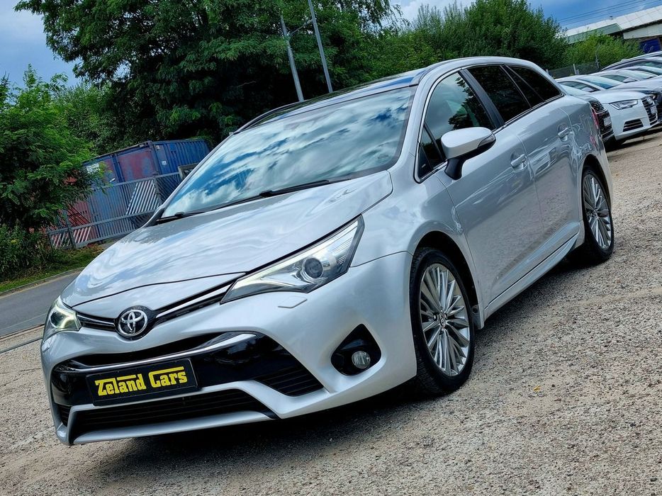 Toyota Avensis Lift Serwis LED Bixenon Panorama Navi Kamera Climatronic Gwarancja!