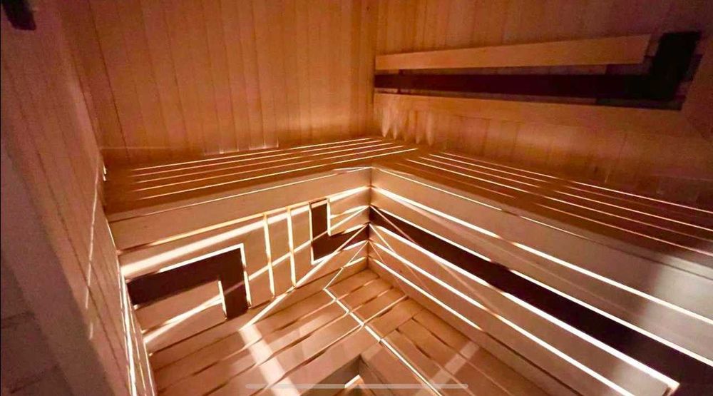 Вілла з лазнею,банкетним залом на 10спалень  для відпочинку /3012